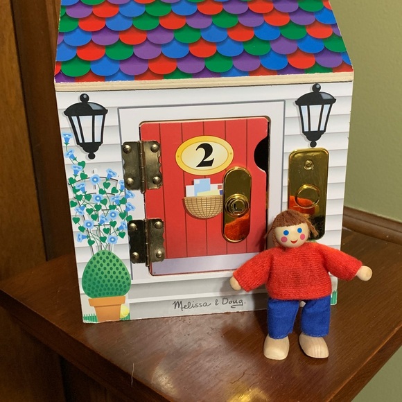 Melissa & Doug Wooden Doorbell House - Picture 5 of 12